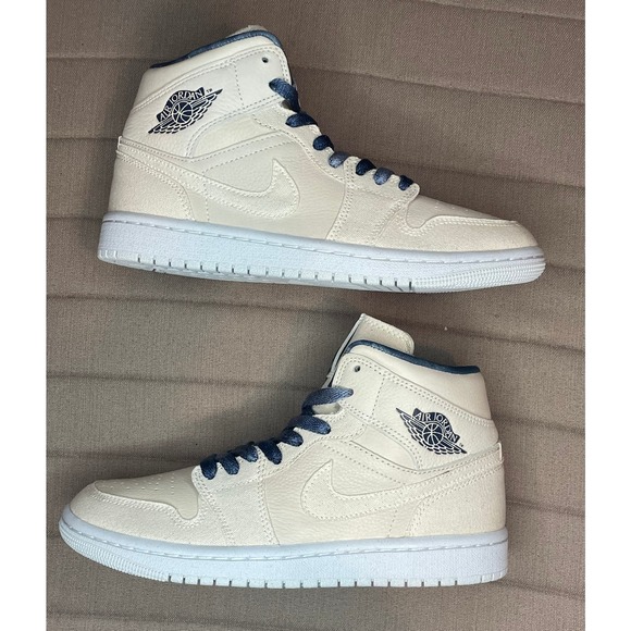 Air Jordan 1 Mid Sandrift/Sail (Women's) Size 7W - Picture 12 of 12